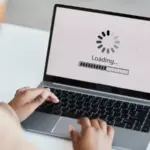 Cara Mengatasi Laptop Lemot Saat Baru Dinyalakan (Cepat!)
